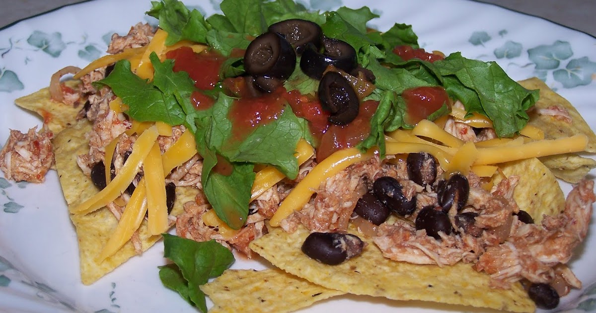 Dutch Oven Madness! Day 65 Chipotle Chicken Nachos