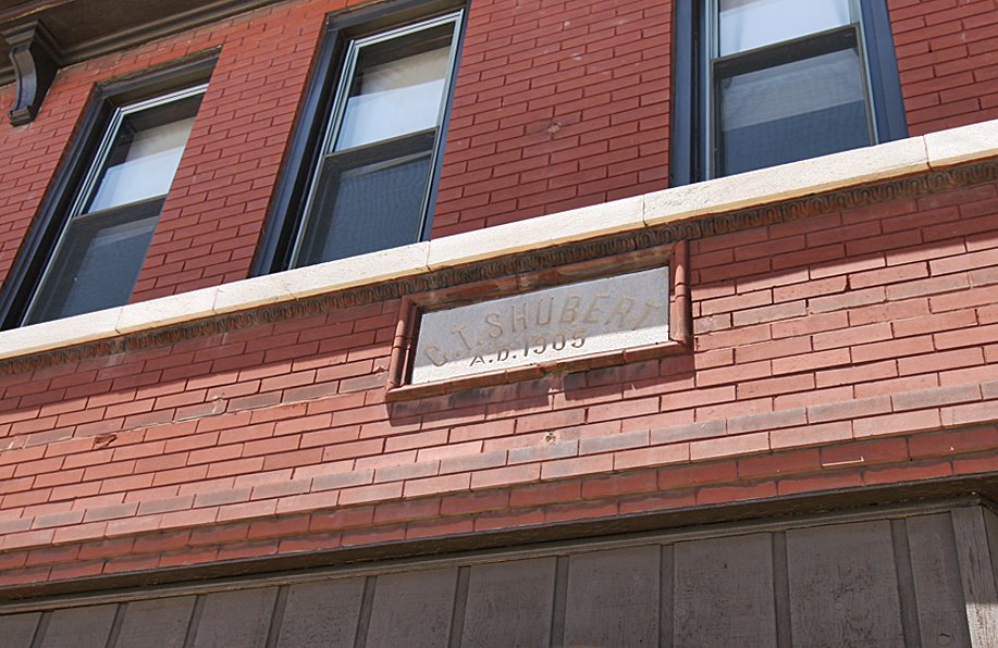 [03+gravois+and+heege+ct+shubert.jpg]