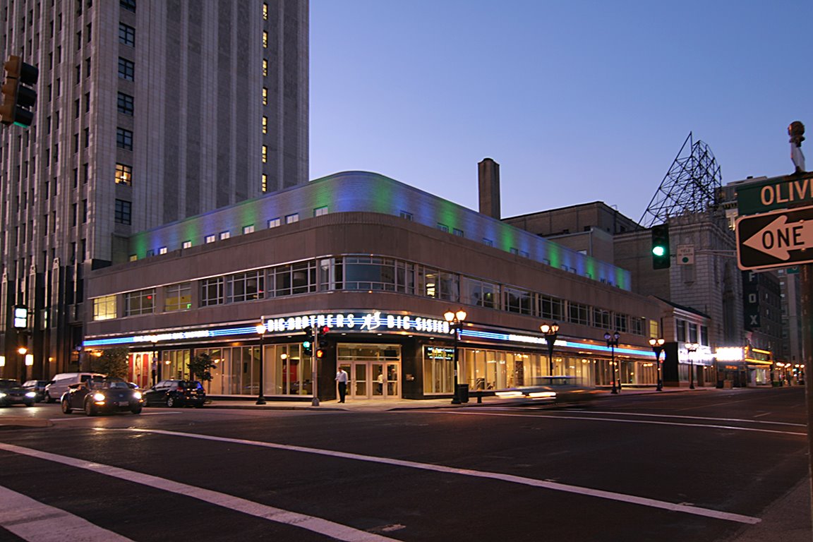 [01+woolworth+big+brothers.jpg]
