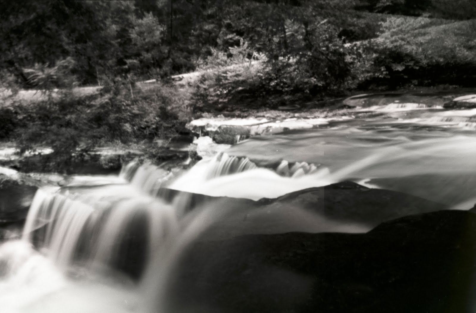 [new+river+pinhole+300+res.jpg]