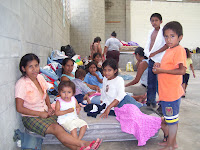 Ayuda a los afectados de La Unión, Zacapa - foto: Carlos Figueroa (25/07/08)