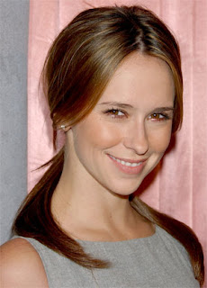 Jennifer Love Pretty Ponytail