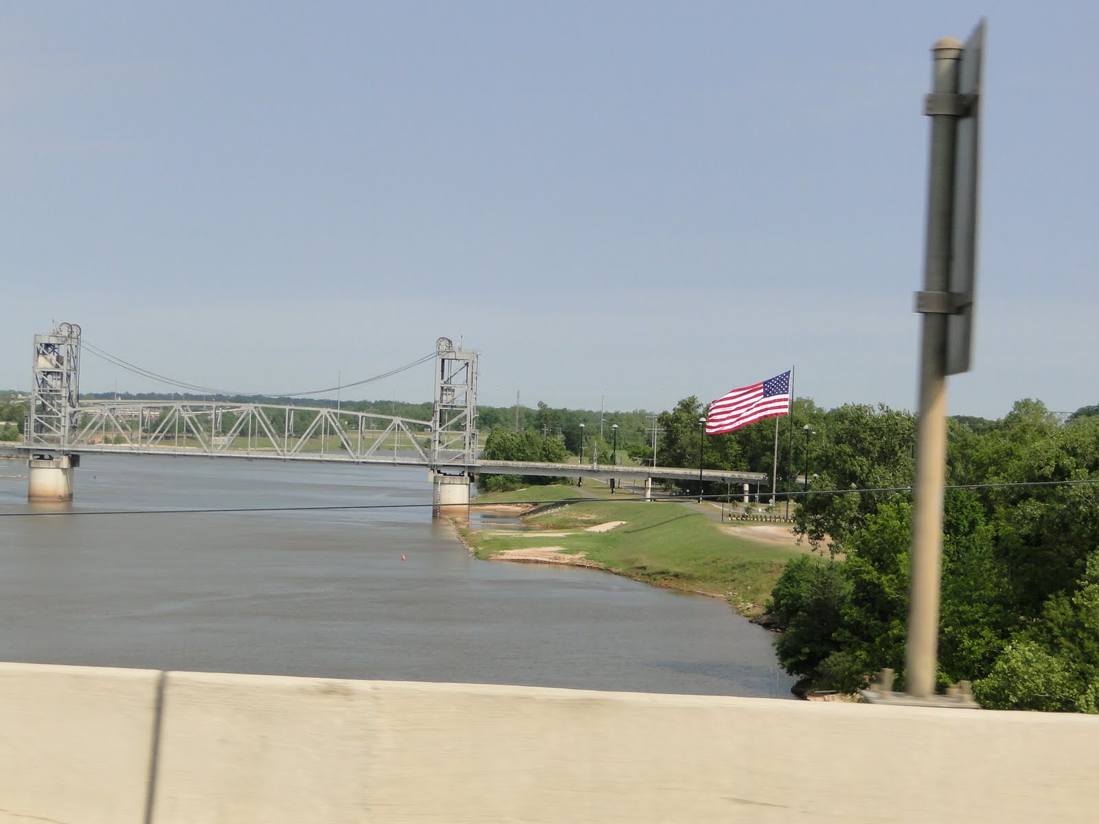 we saw that... red river at alexandria pineville, la. 08 may 2010