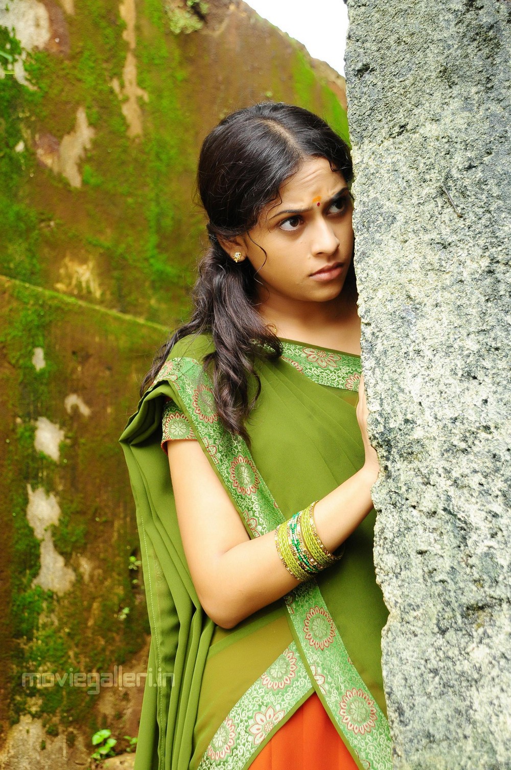 Sri Divya Wallpapers