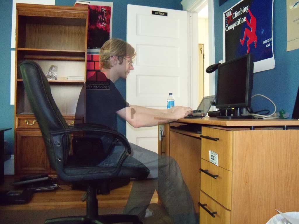 [maksym_ghost.jpg]
