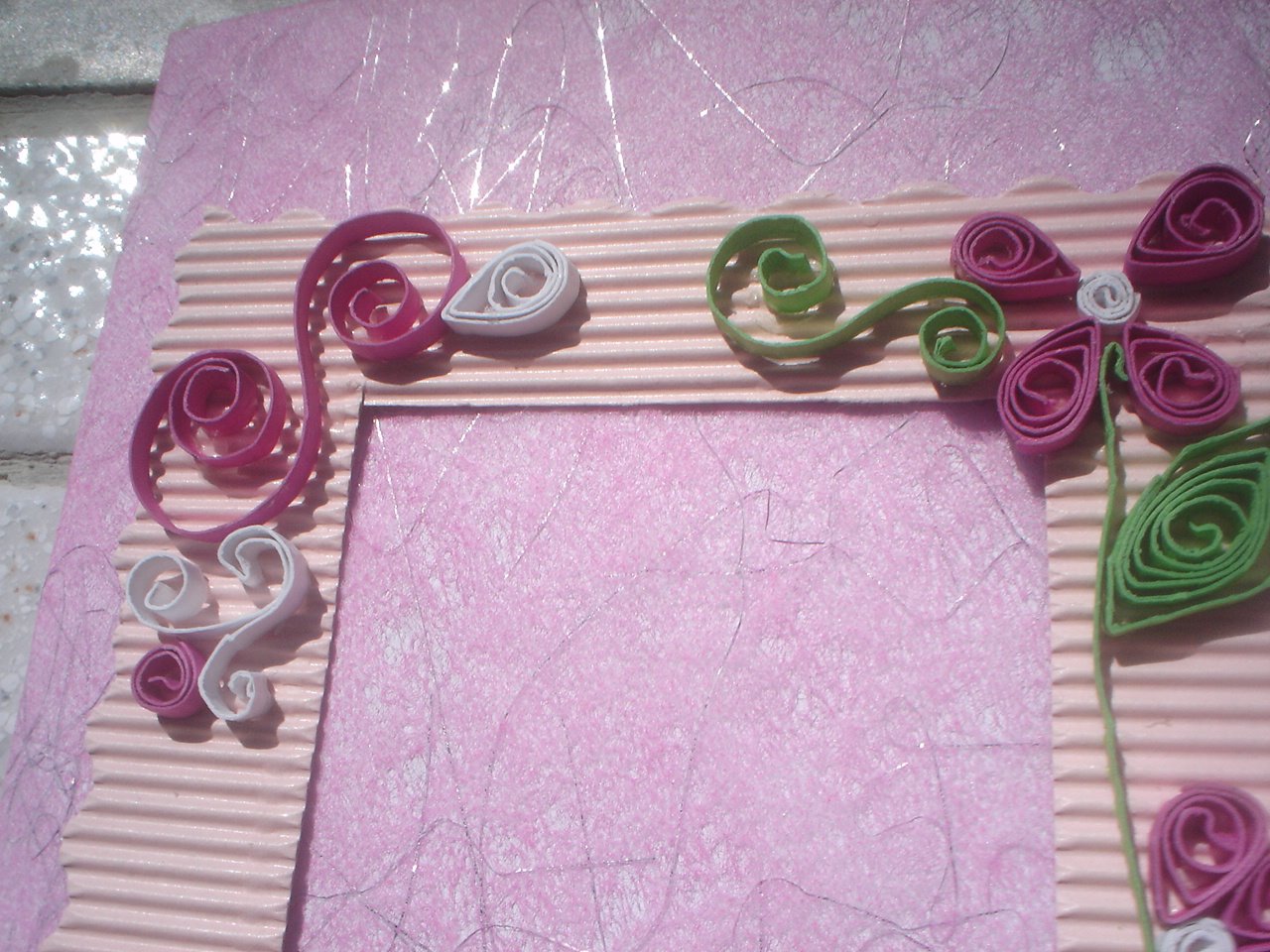 [Quilling+Lilly+(2).JPG]