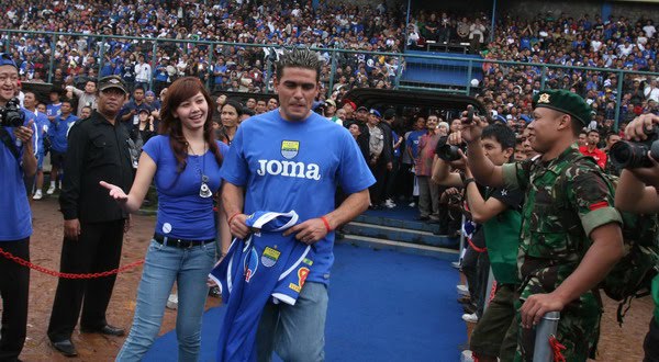 Cristian Gonzales resmi WNI