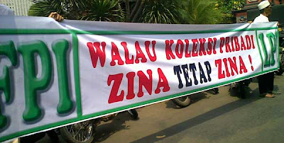 FPI Ariel Luna Maya Cut Tari