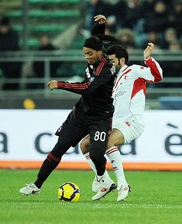 prediksi bari vs milan