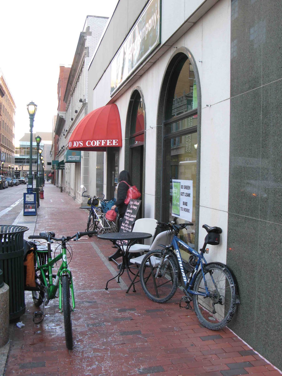 [Ice+Bike+Jo+Jo's+Jan.jpg]