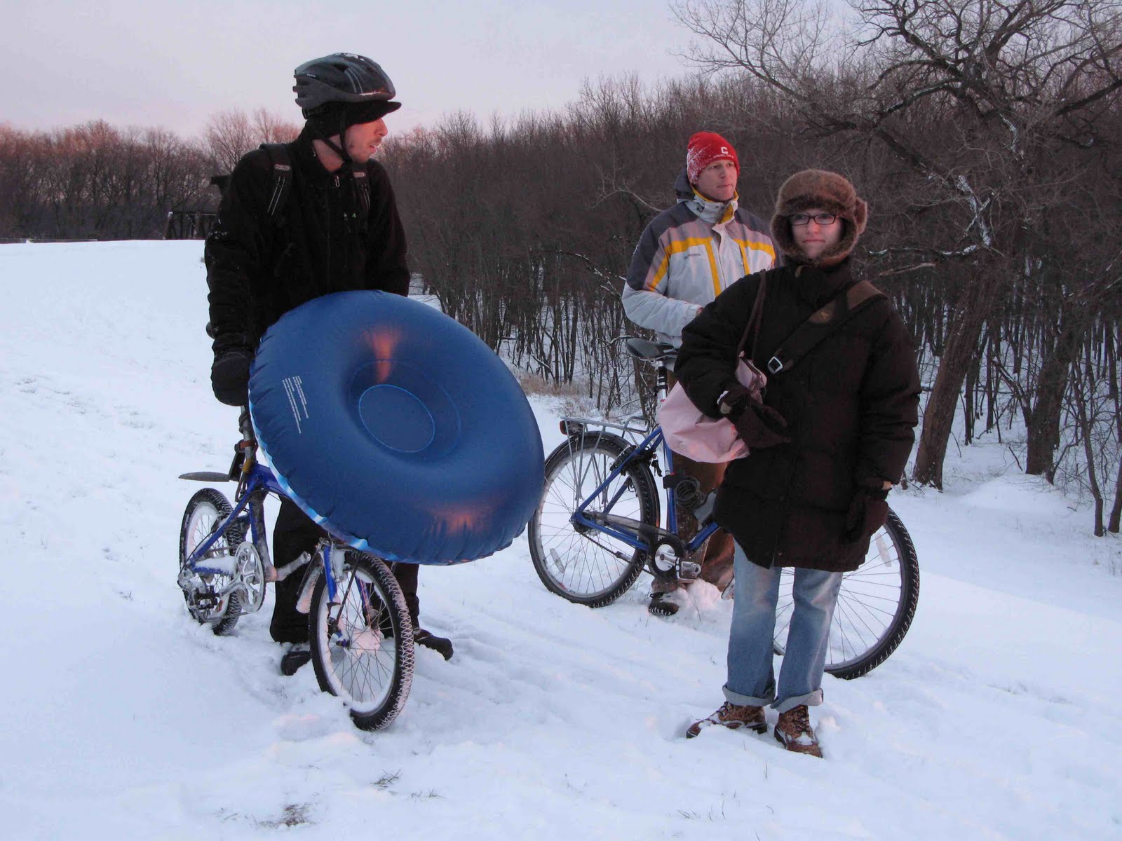 [Riverfront+dike+jm+rh+kp.jpg]