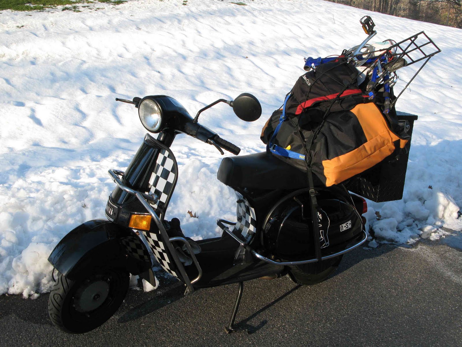 [Xooter+on+Bajaj+3:4.jpg]