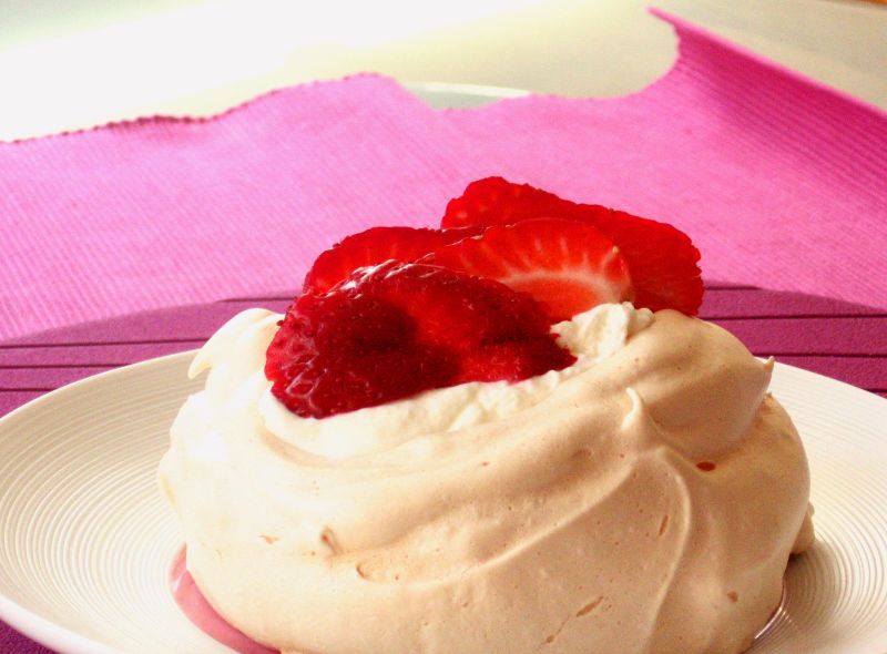 [pavlova2_kicsi.jpg]