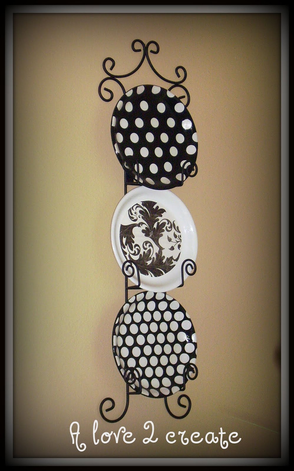 A love to create Decorative plates