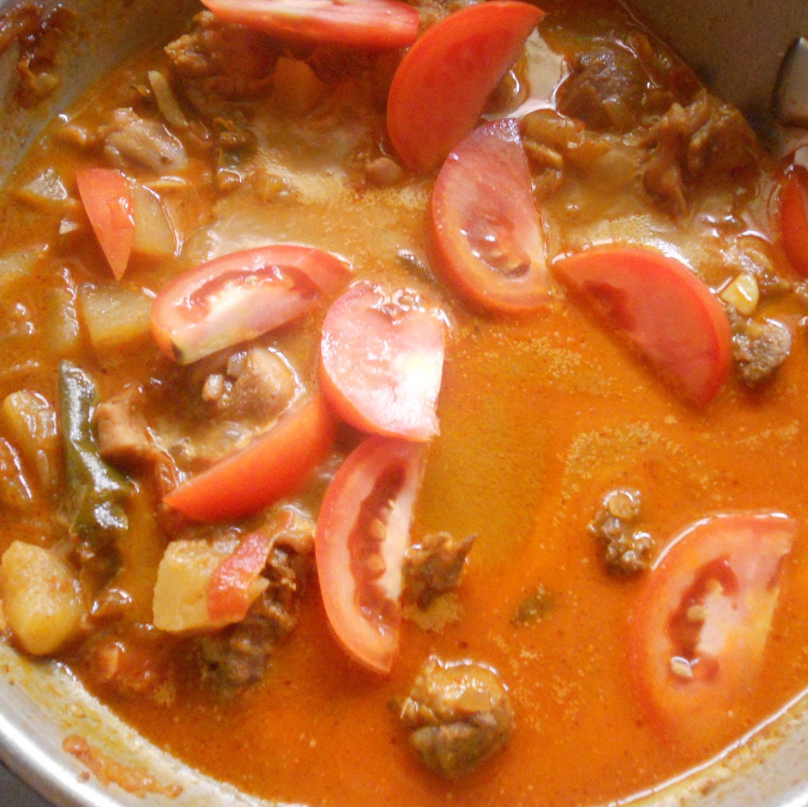 Chicken mappas (chicken curry in coconut milk) Stepbystep method