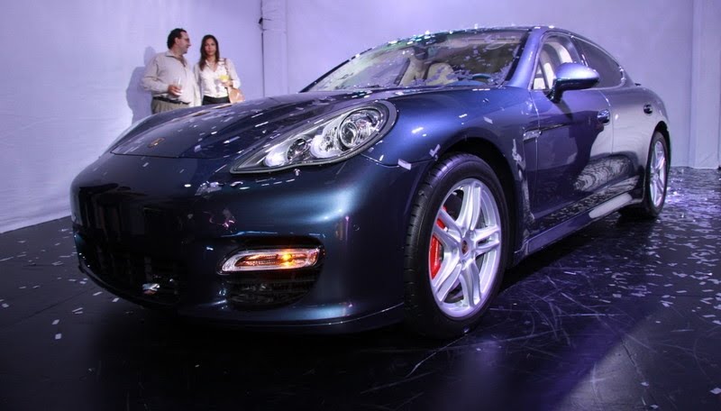 [nuevo+CARRO+porsche.JPG]