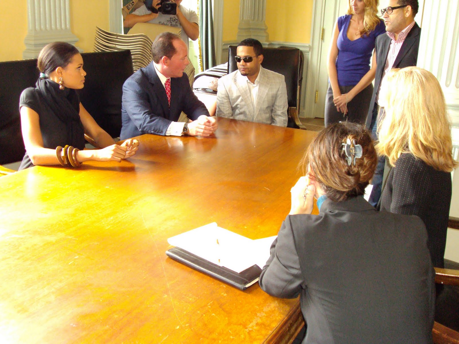 [el+torito+en+el+senado+de+boston.JPG]