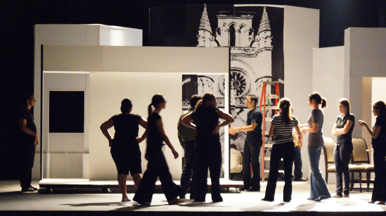 [behind_scenes-1.jpg]