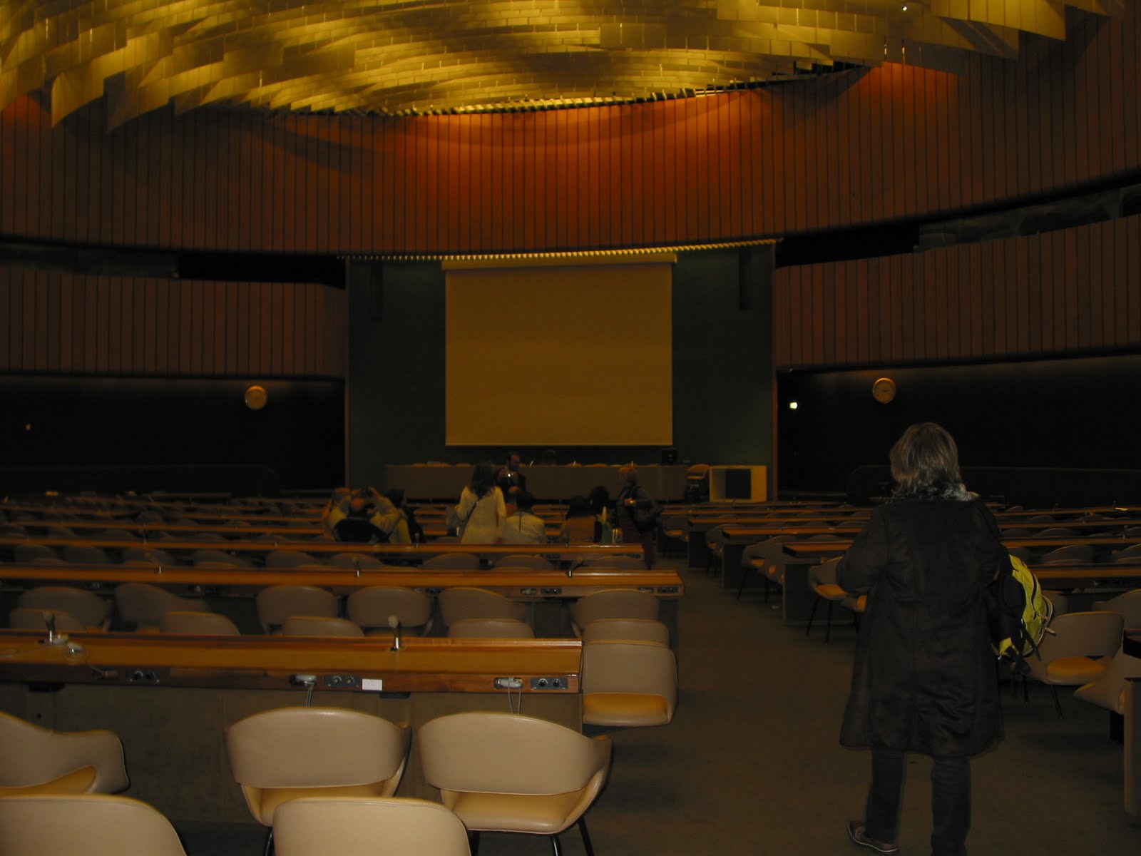 [IMG_0032.JPG]
