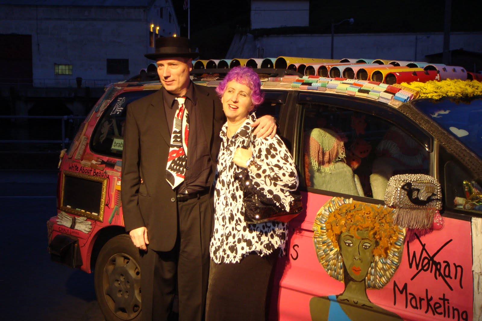 [Emily+and+Ken,+Vain+Van+Art+Car.JPG]