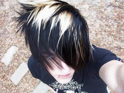 Check out the emo style Check out the emo style
