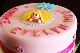 Cooking In Melbourne: 1 month baby cake for Grace