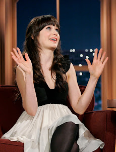 Zooey Deschanel Beautiful Hollywood Actress 2012 http://hollywoodactress2012.blogspot.com Zooey Deschanel Beautiful Hollywood Actress 2012 http://hollywoodactress2012.blogspot.com