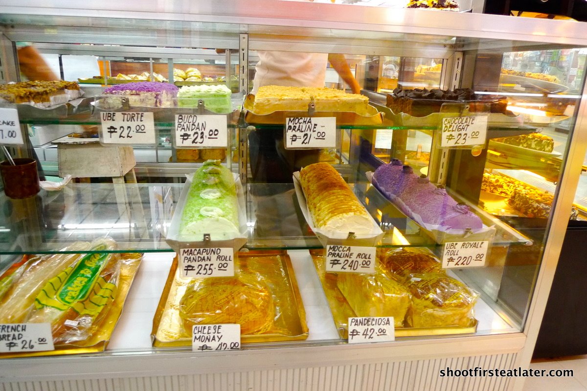 [cakes+&+bakes-1.JPG]