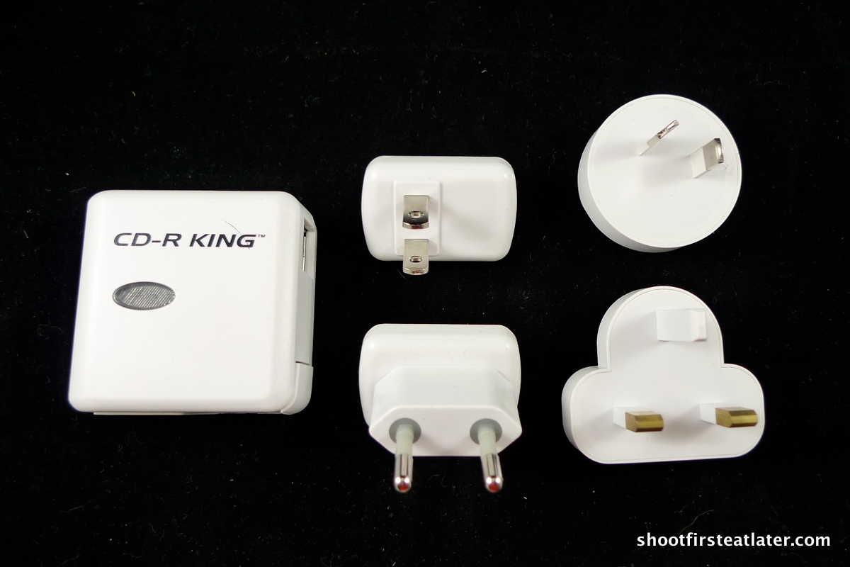 [travel+essentials-1.JPG]