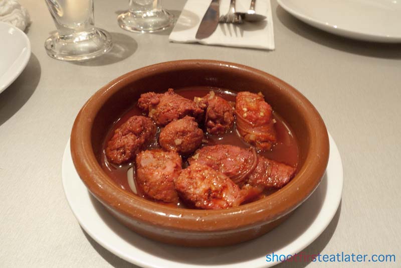 [Tapella+restaurant_05.jpg]