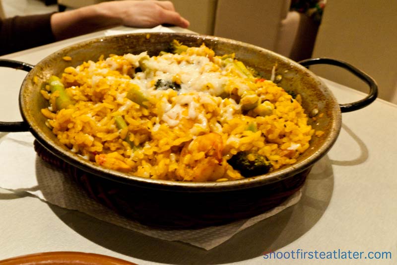 [Tapella+restaurant_11.jpg]