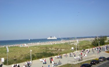 [Warnemünde3(s).jpg]