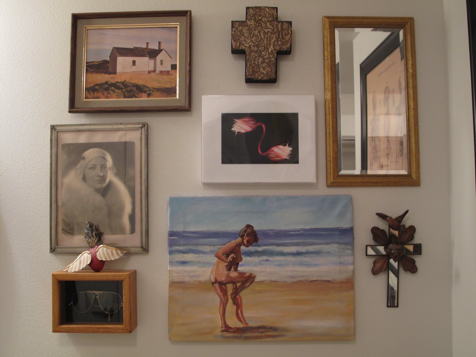 JUST SAY MO: Funky Bathrooms. Decor, not odor.