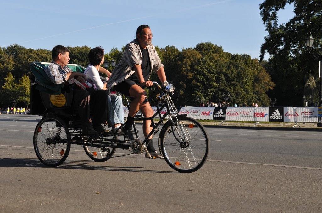 [_CTR8885-785740.JPG]