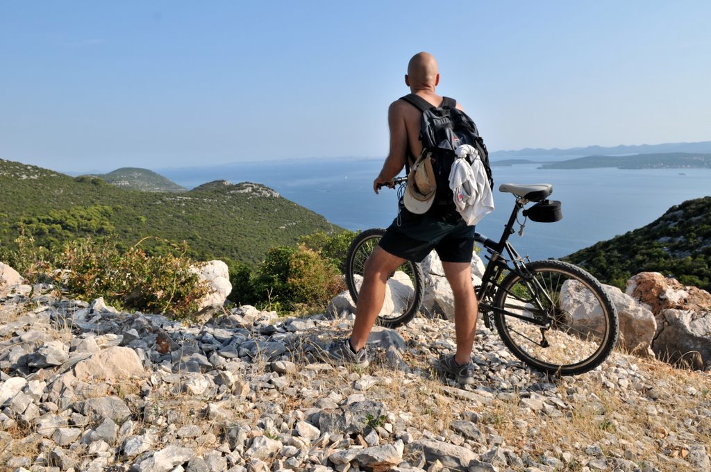 [CTR_0162-758924.jpg]