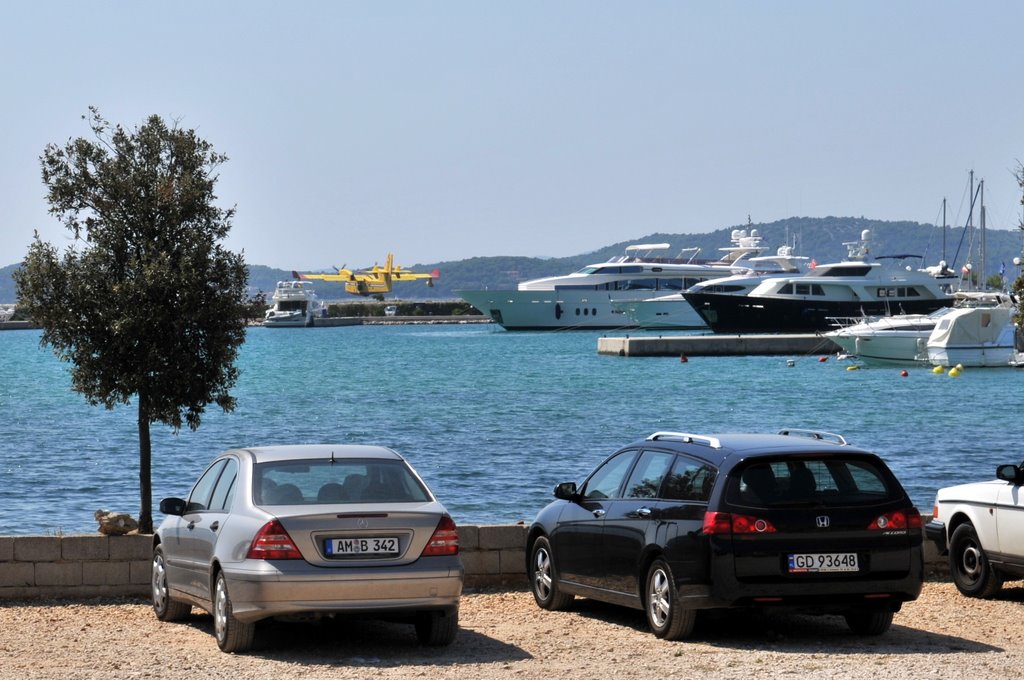 [CTR_0707-773063.jpg]