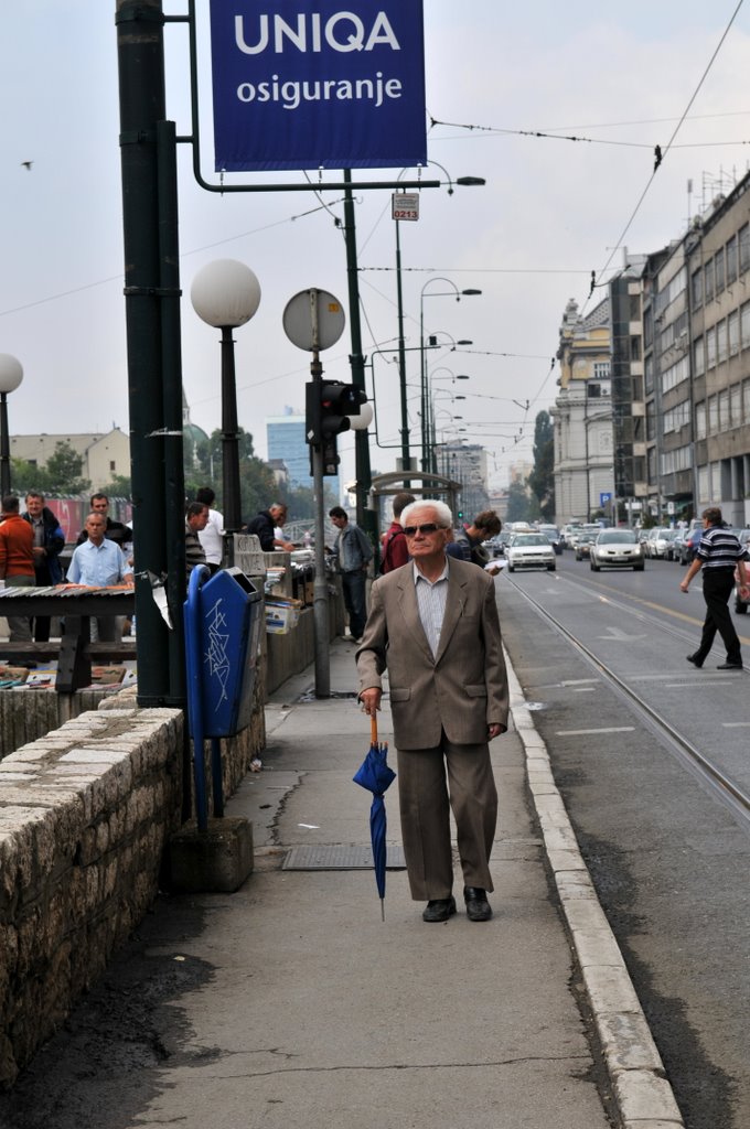 [CTR_4400-769687.jpg]