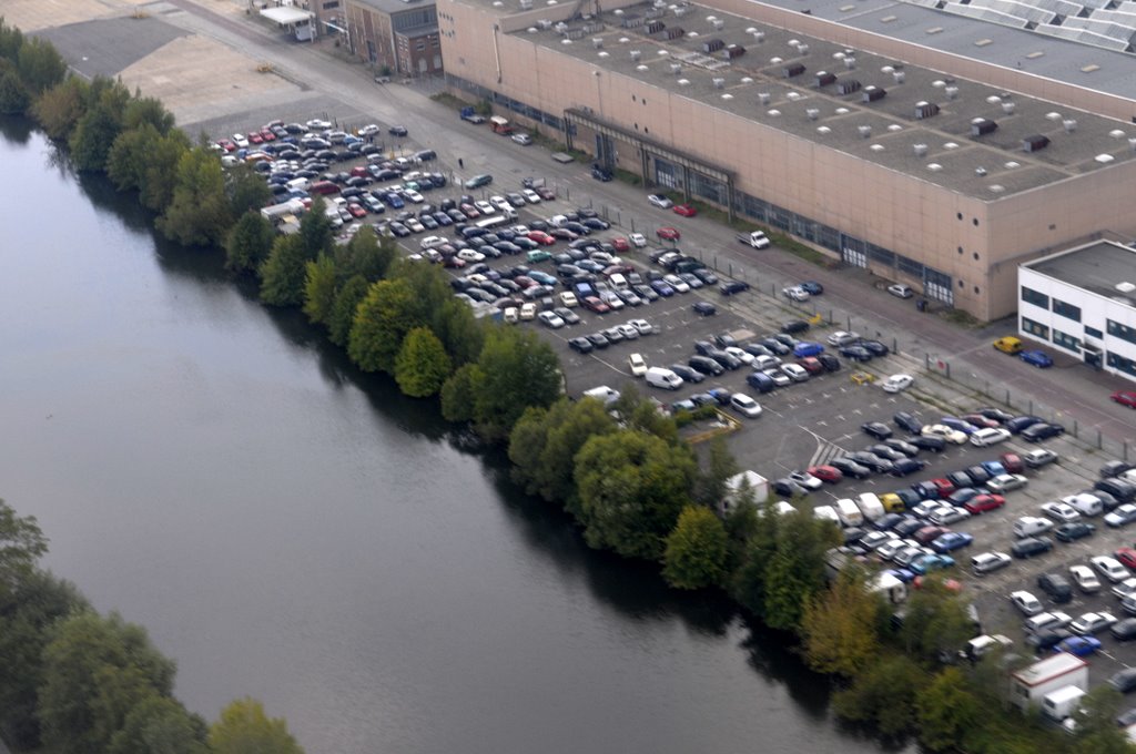 [_CTR5822-769112.jpg]