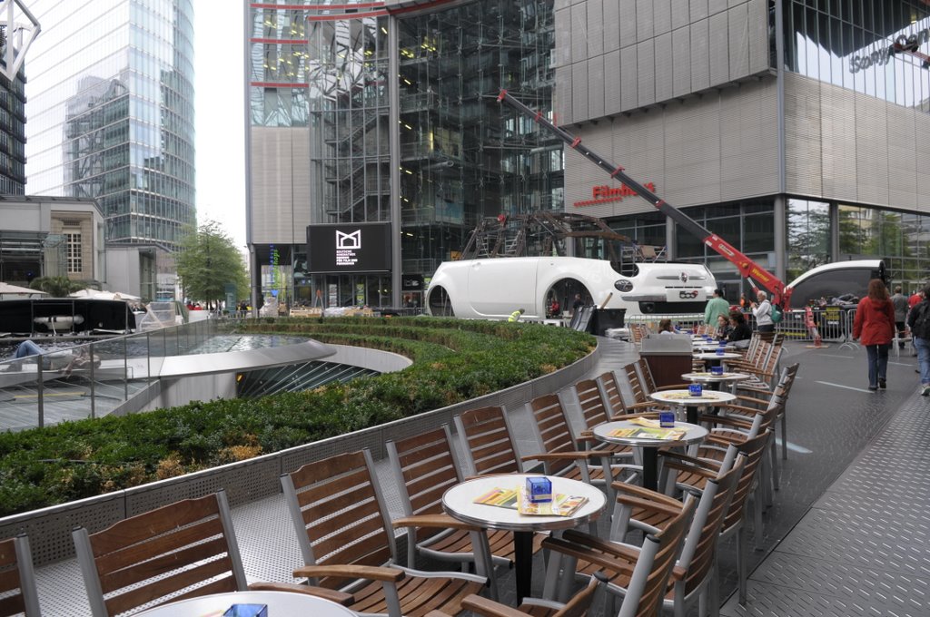 [_CTR6295-719459.jpg]