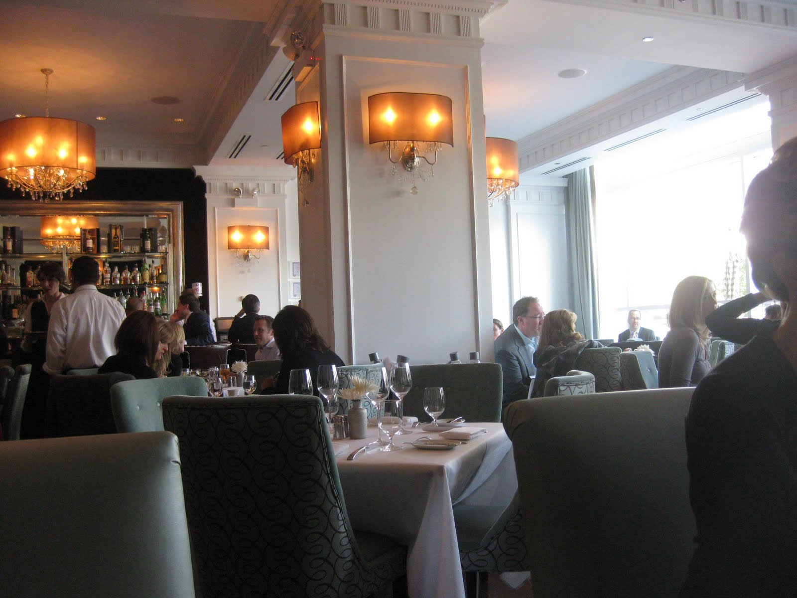Henri Restaurant Chicago