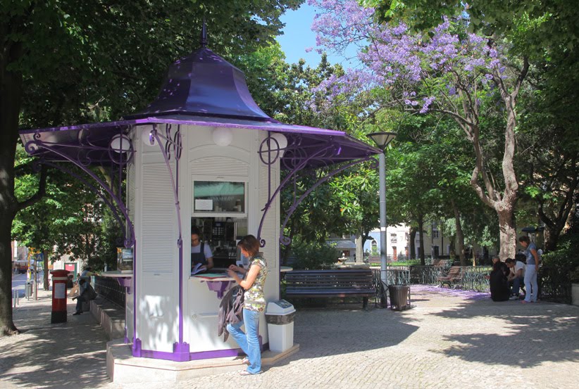 [QuiosquePrFlores0403_small.jpg]