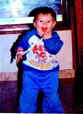 foto de messi bebé con chupete
