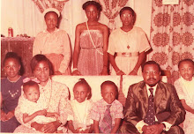 1978:entire family:standing: feyi, bunmi, yemi.seated:biola, sade, f.b, funmi, mosh, j.e, dupe