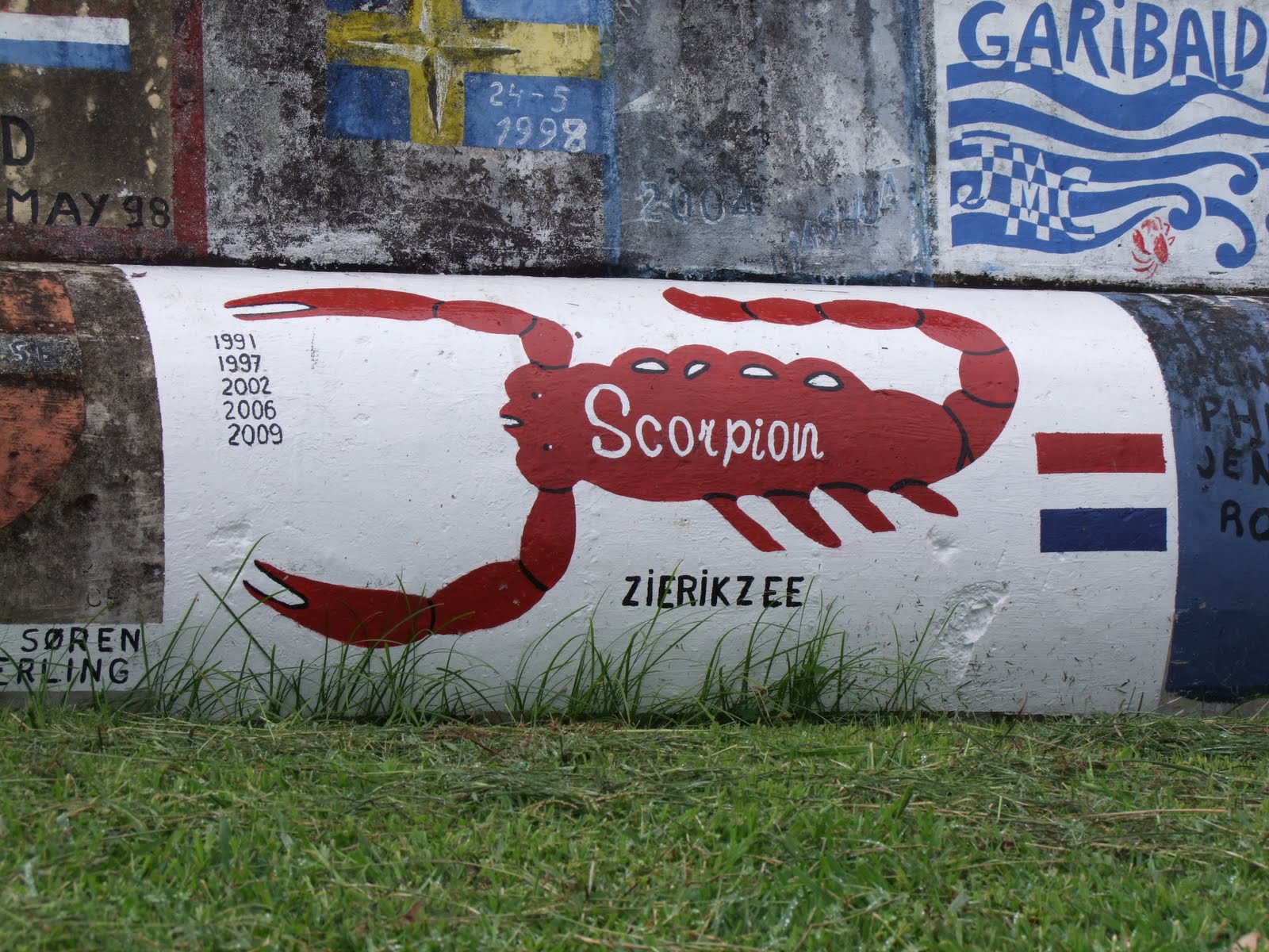 [scorpion09.JPG]