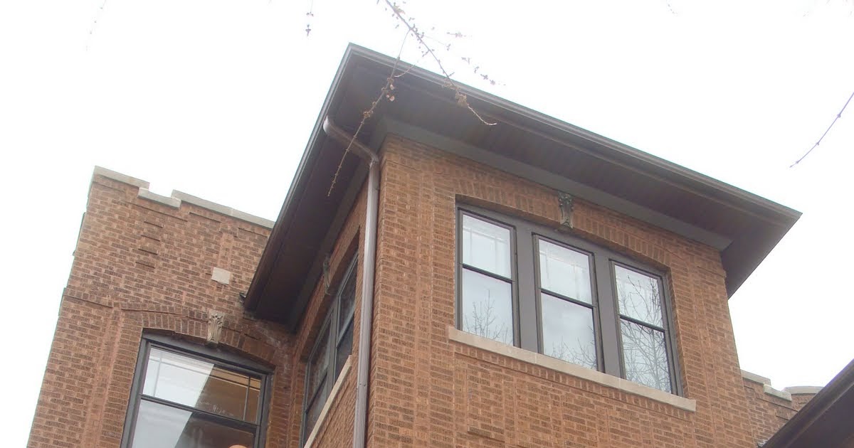 The Chicago Real Estate Local Ravenswood Manor vintage condos will cost you