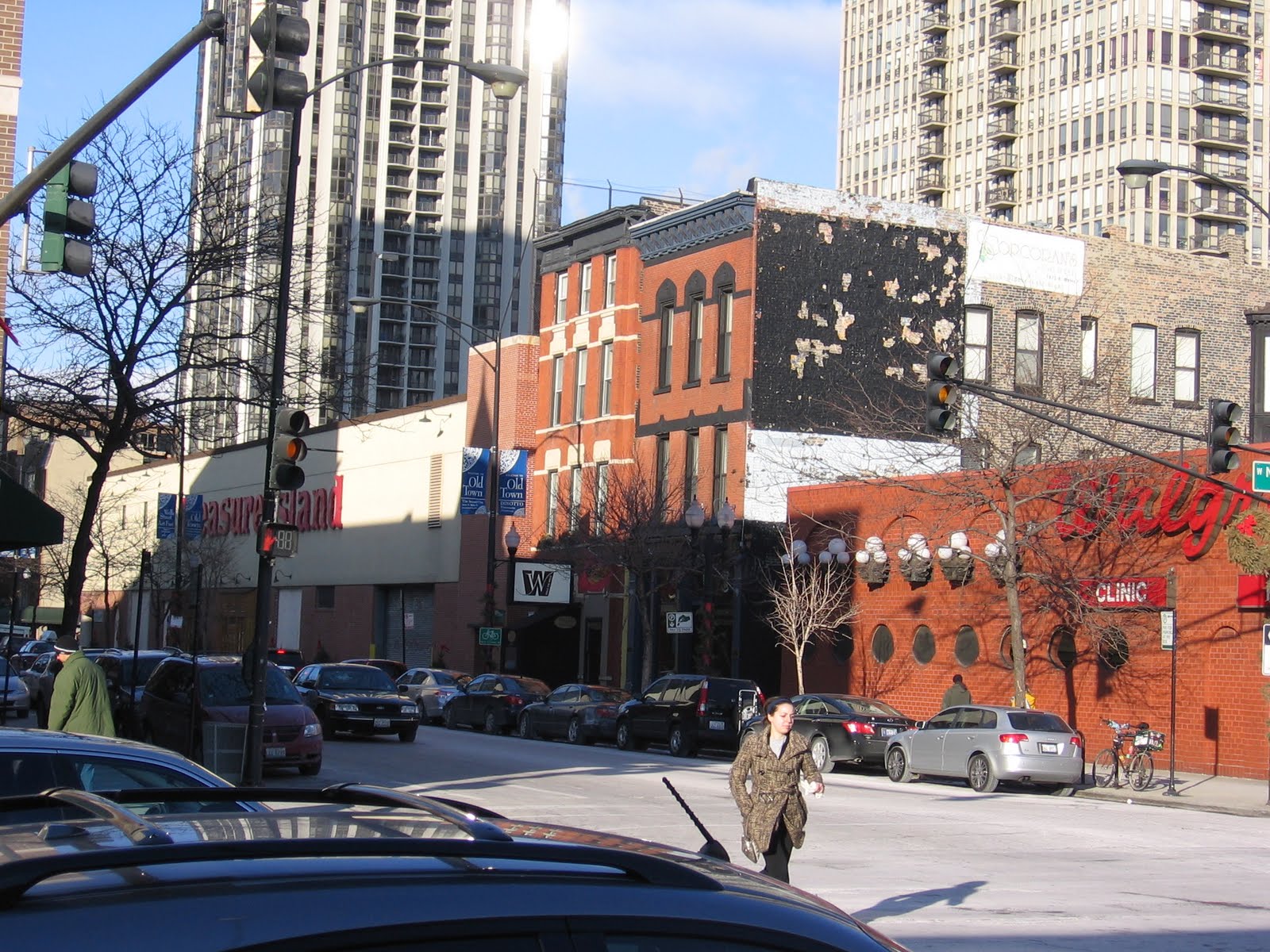 The Chicago Real Estate Local Renting Chicago Old Town neighborhood