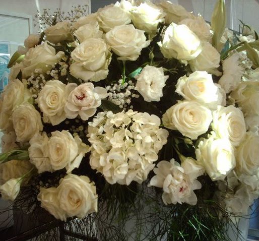 http://4.bp.blogspot.com/_xkYz5s7agvU/TBqZQ68wfWI/AAAAAAAAAHY/sgCEQlzRktE/s1600/mariage_3+12-06_007.jpg