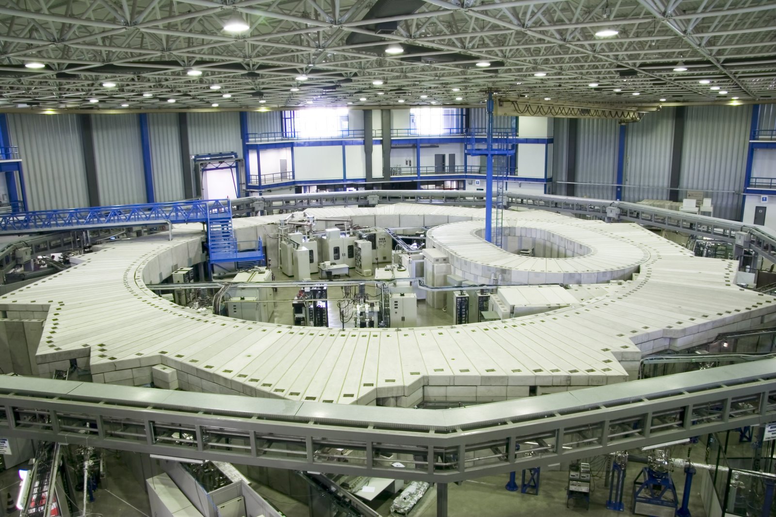 Nuevo acelerador de partículas brasileño ANEL+COMPLETO_SEM+LINHAS_IMG_9053