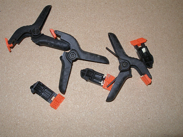 [rtrtbl-clamps2.jpg]