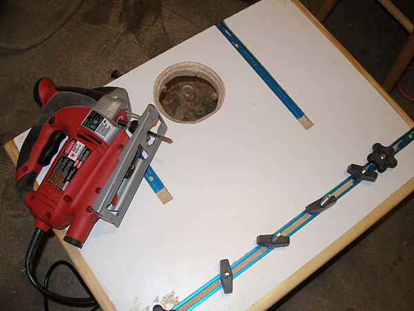 [rtrtbl-mount01.jpg]